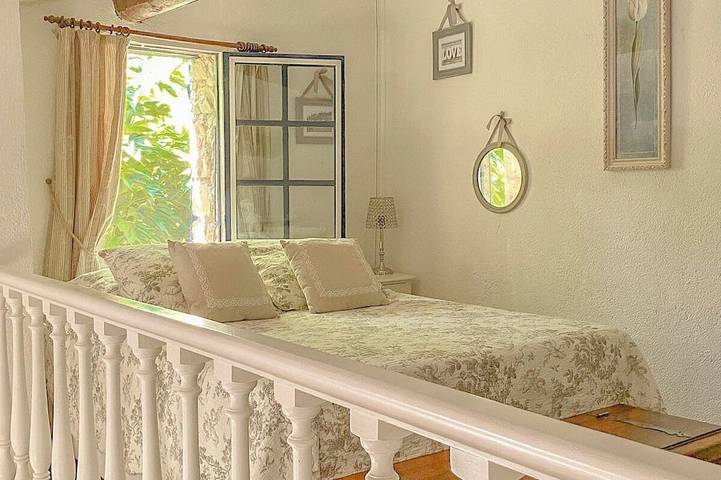 Location de vacances pour 4 personnes, avec terrasse et jardin à Seillans - 2