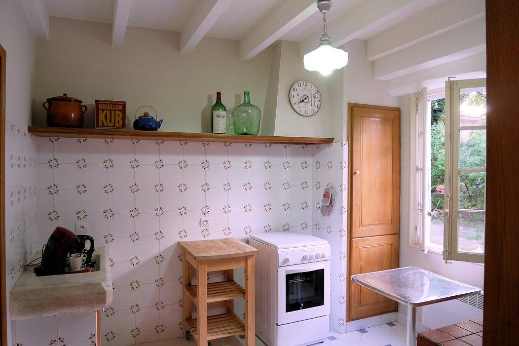 La Maison d'En Face in Saint-Affrique-les-Montagnes, Région de Castres