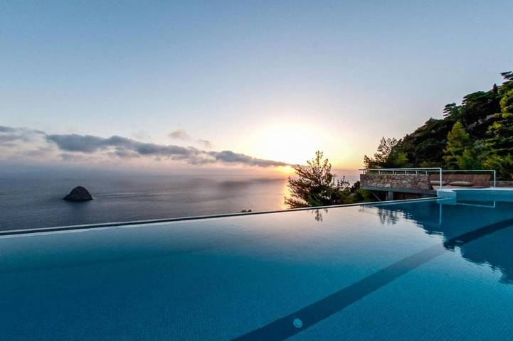 Ferienwohnung für 3 Personen, mit Ausblick und Garten sowie Pool, mit Haustier - 1