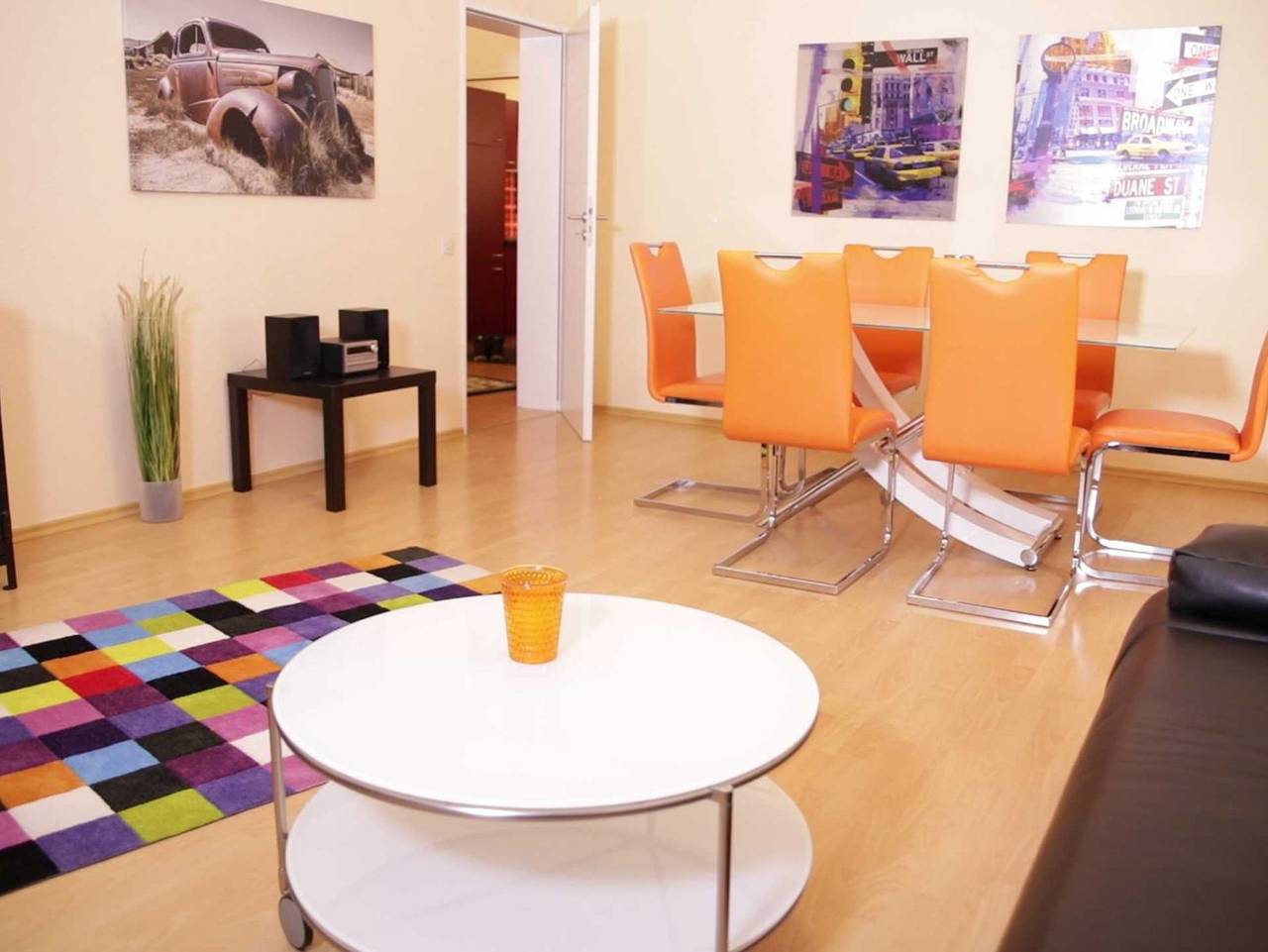 Ganze Ferienwohnung, Art City-Studio Kassel 7 in Niestetal, Hessisches Bergland