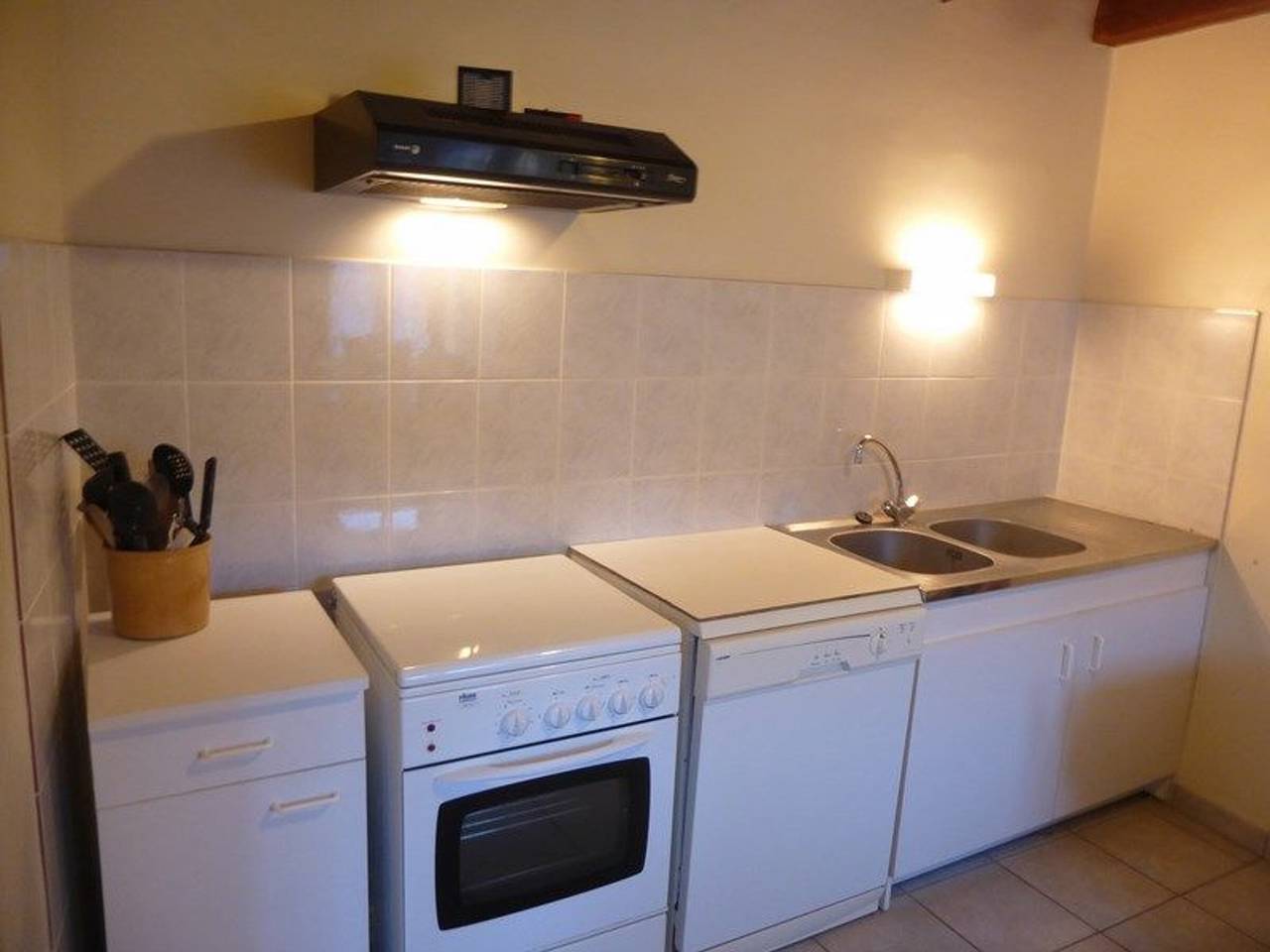 Maison en pierres avec cheminée et jardin - Proche St-Paulien in Saint-Geneys-près-Saint-Paulien, Parc Naturel Régional Livradois-Forez