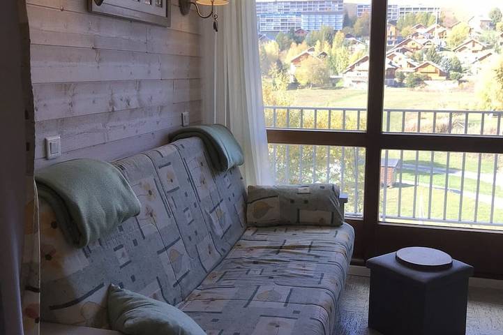 Entire apartment, Studio Chaleureux et Tout Équipé à La Toussuire sur le Domaine des Sybelles in La Toussuire, Fontcouverte-la-Toussuire