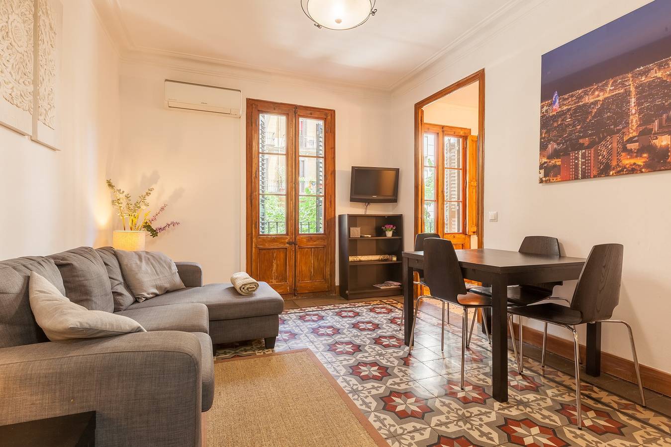 Geheel appartement, Appartement 'In het Hart van Barcelona' met balkon, wifi en airconditioning in Barcelona Centre, Barcelona