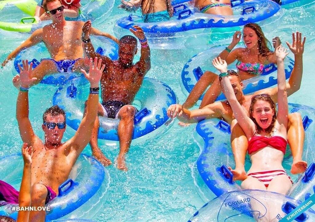 Ganze Wohnung, Wow Nur renoviert, Kingsize-Bett, Waschmaschine und Trockner, Haustiere willkommen, Amazing Ocean Views! in Galveston Island, Galveston