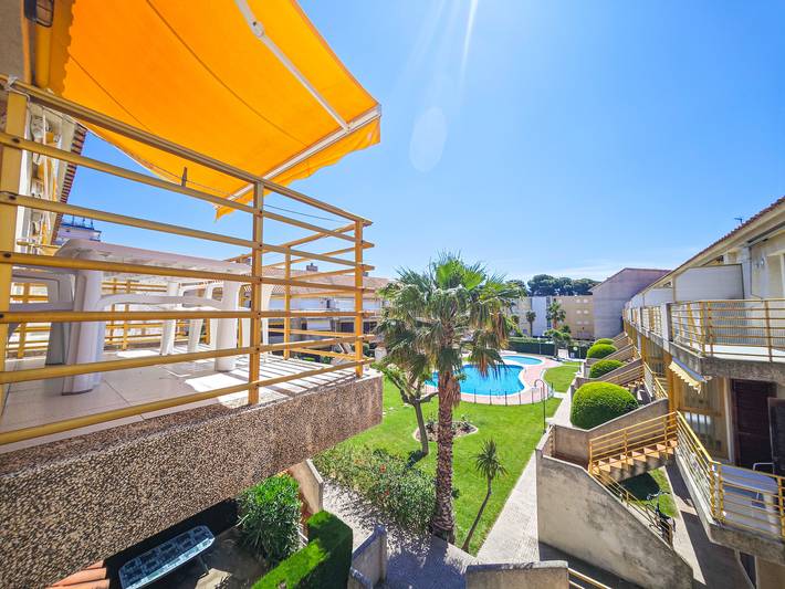 Entire apartment, Family Apartment in Cambrils with Pool in Cambrils, Costa Dorada
