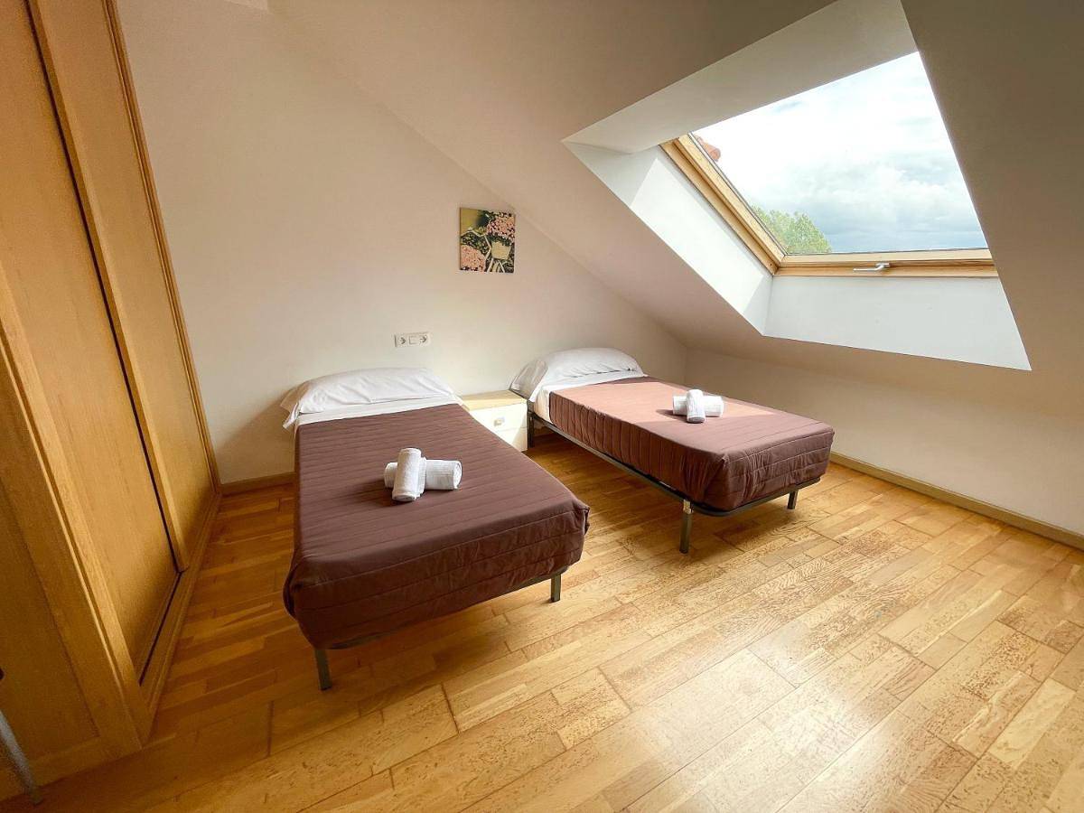 Appartement entier, Two-Bedroom Apartment in Ares, Costa de Galicia