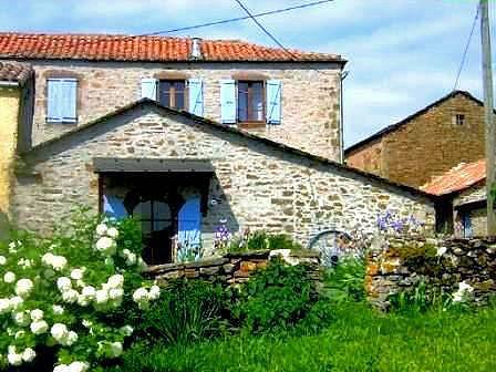 Chambre d’hôte pour 2 personnes, avec jardin dans l' Aveyron - 3