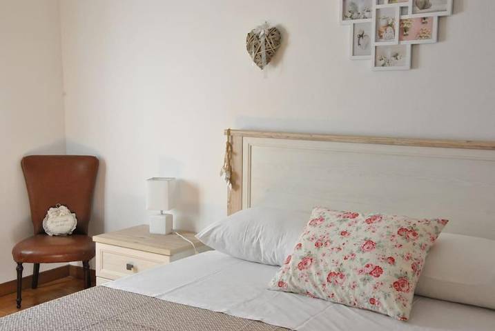 Ferienhaus für 4 Personen, mit Balkon und Terrasse sowie Seeblick und Ausblick