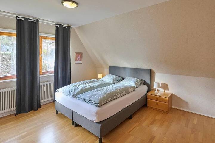 Ferienhaus für 10 Personen, mit Balkon und Garten sowie Sauna in Schmallenberg - 3