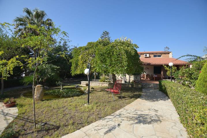 Villa per 7 persone, con giardino e terrazza a Modica