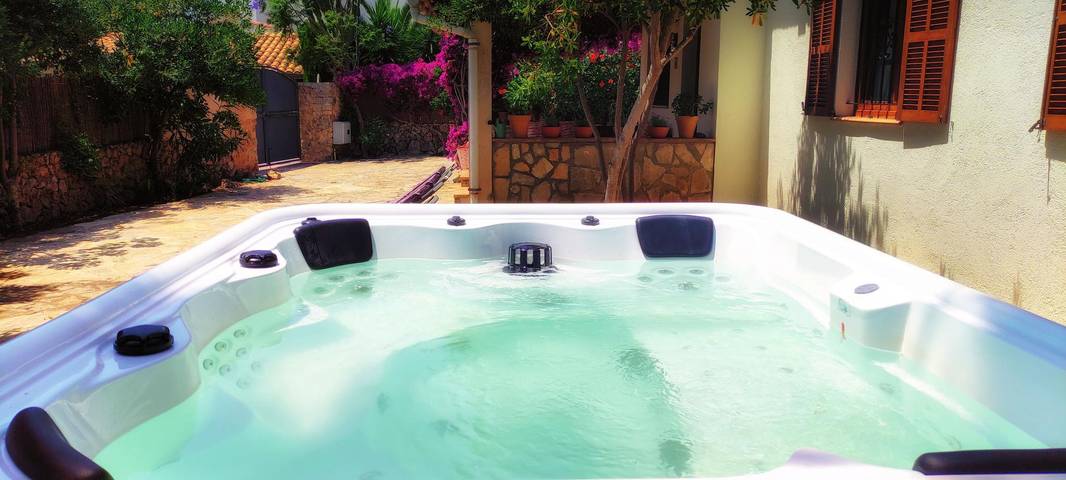 Ferienhaus für 6 Personen, mit Whirlpool und Terrasse in Cala Millor - 2
