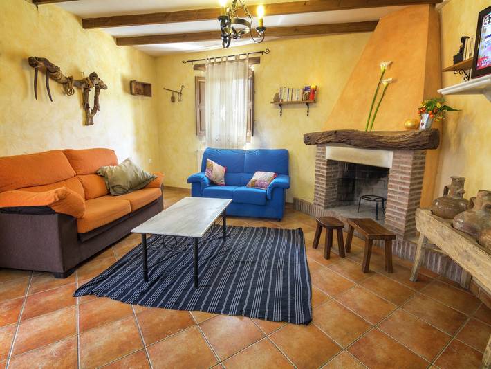 Casa de vacaciones para 8 personas, con Terraza y Piscina en Laroya
