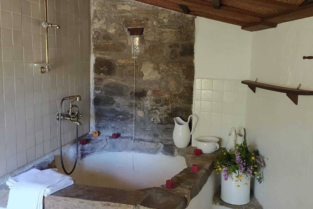 Accogliente Casa di Campagna Immersa nel Verde Dell'antica Val Marecchia in Pennabilli, Province de Rimini