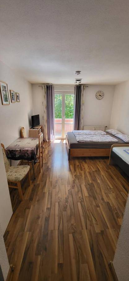 Gîte pour 3 personnes, avec balcon à Homburg - 2