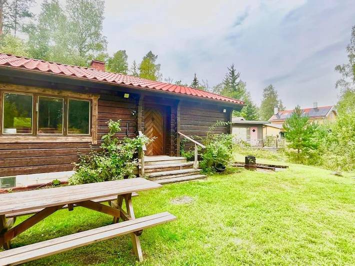 Hus för 3 Personer, med Terass samt Trädgård och Utsikt i Upplands Väsby