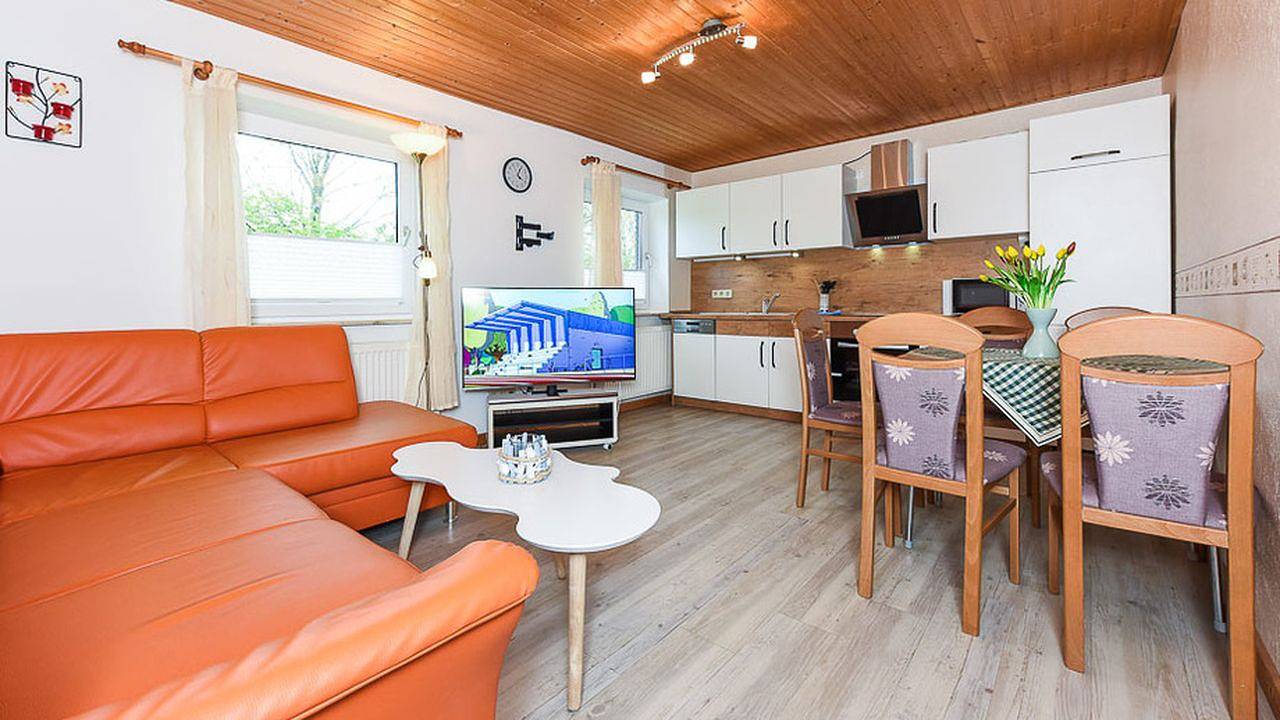 Ganze Ferienwohnung, Ferienwohnung für 4 Personen (50 m²) in Esens in Bensersiel, Esens