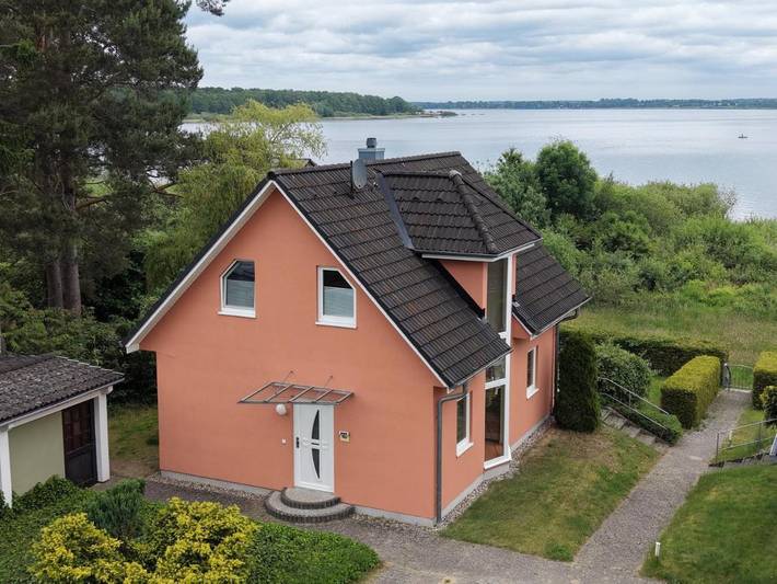 Ferienhaus für 6 Personen, mit Balkon und Terrasse sowie Garten und Sauna in Plau am See