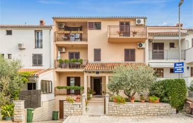 Ferienwohnung für 4 Personen, mit Terrasse in Funtana