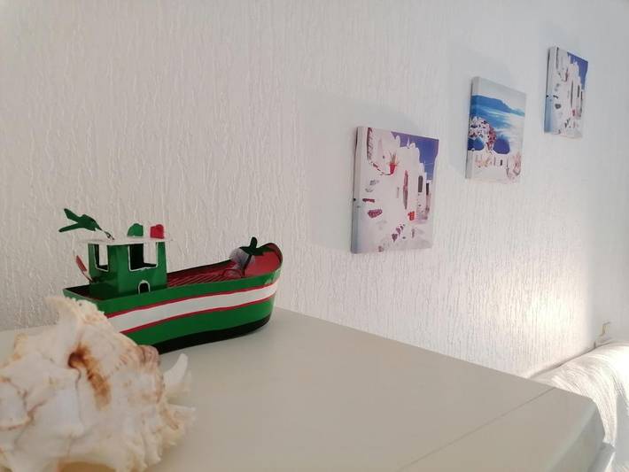 Gîte pour 3 personnes, avec piscine ainsi que jardin et jacuzzi, animaux acceptés à Laroque (Hérault) - 4