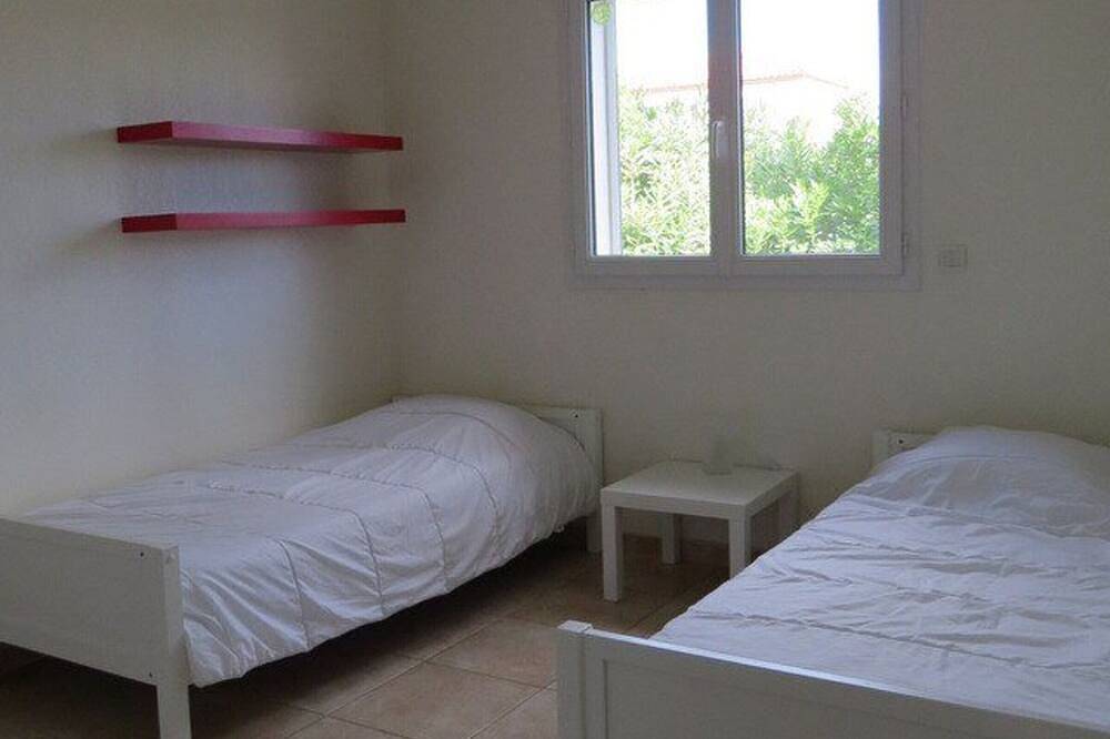 Villa avec Piscine Privée, Sauna et Boulodrome à 8 min des Plages in Saint-Laurent-de-la-Salanque, Côte méditerranéenne (France)
