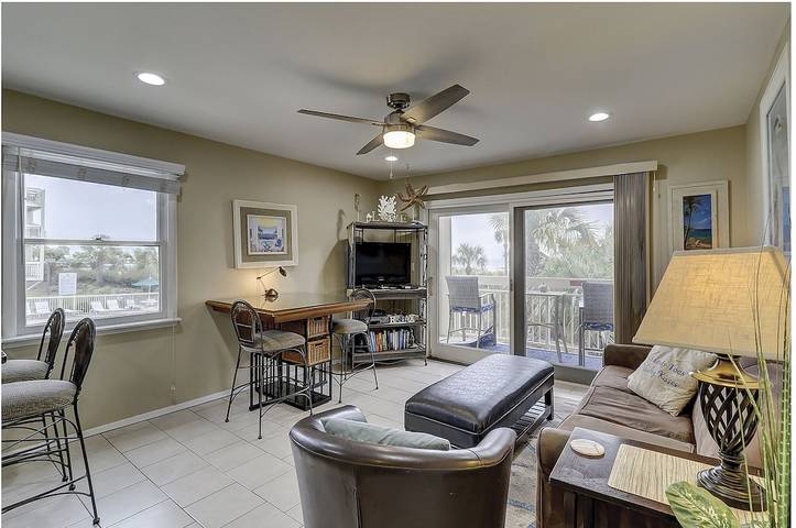 Villa for 4 people, with pool and terrace in South Carolina