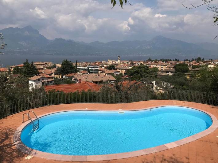 Villa mit pool für 10 Personen, mit Whirlpool und Pool sowie Garten in Torri del Benaco - 3