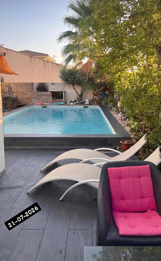 Chambre d’hôte pour 2 personnes, avec Terrasse ainsi que Jardin et Piscine