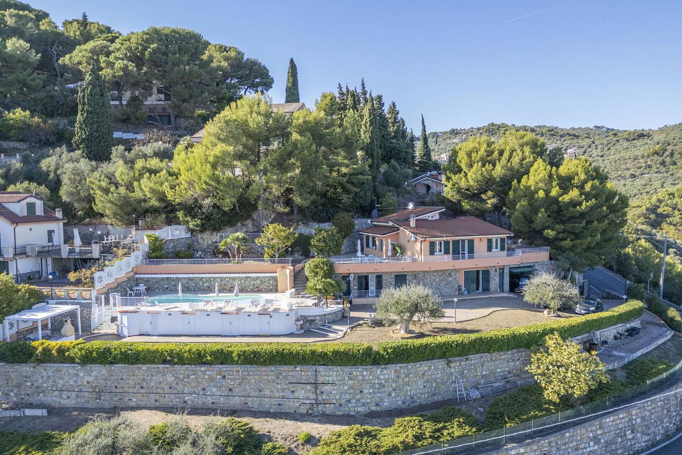 Villa Caroline with Pool and View - Villa Caroline in Imperia, Riviera di Ponente