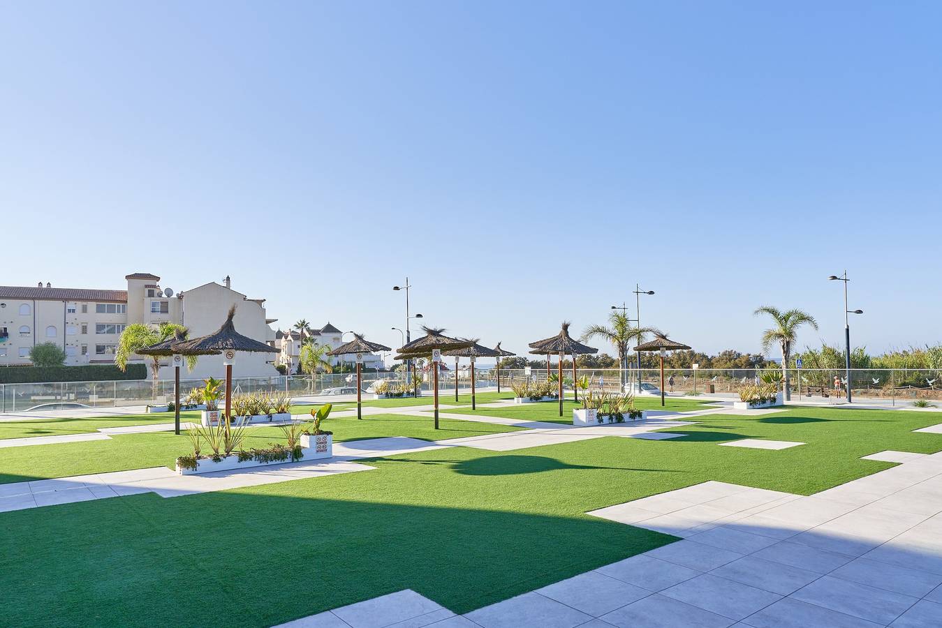Geheel appartement, Appartement 'Luxe Twee Bed' met Privé Terras, Wifi en Airconditioning in Torrox Costa, Torrox
