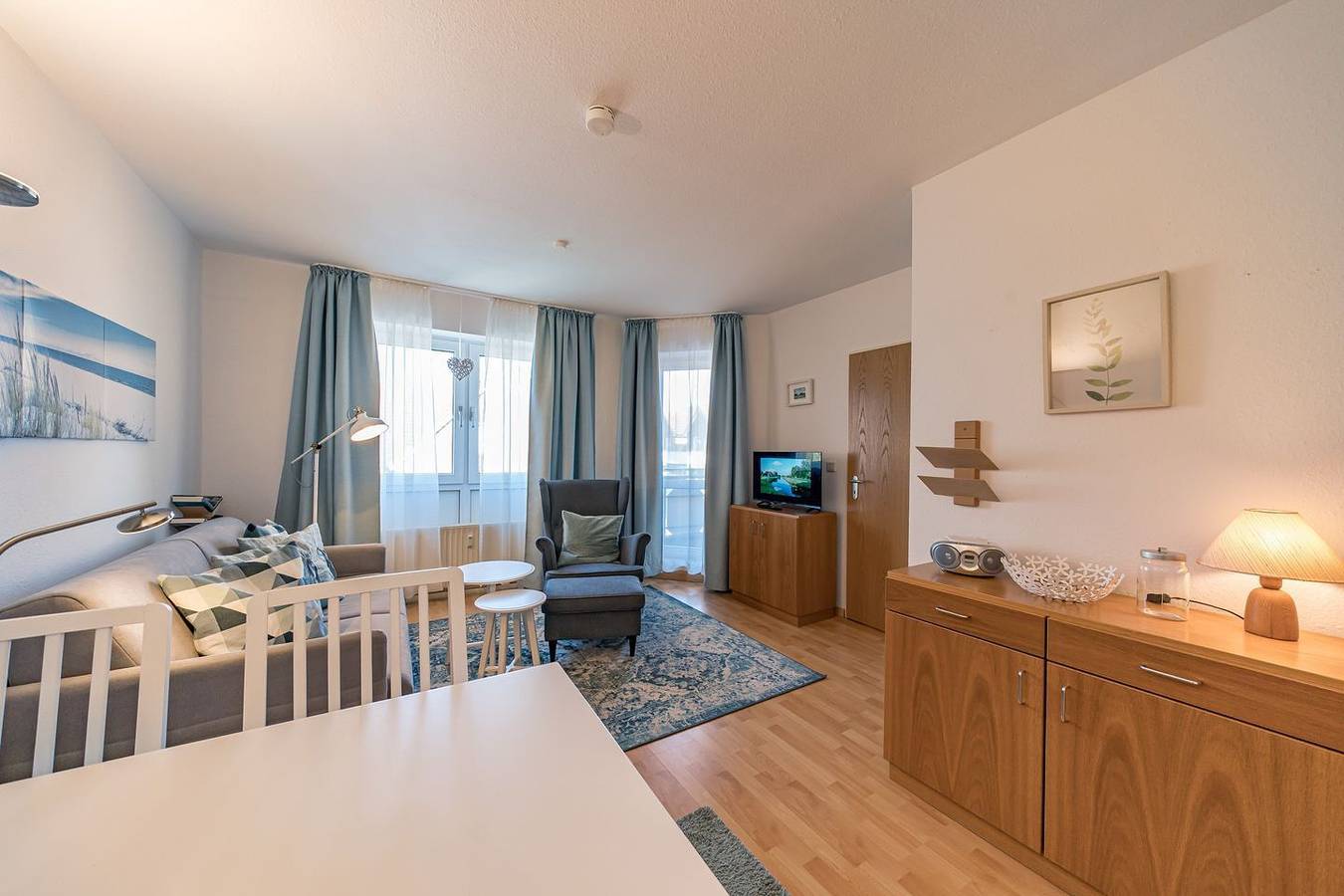 Ganze Wohnung, Ferienwohnung in toller Deichlage an der Nordsee mit Balkon, Wlan und Parkplatz in Wangerland, Metropolregion Bremen-Oldenburg