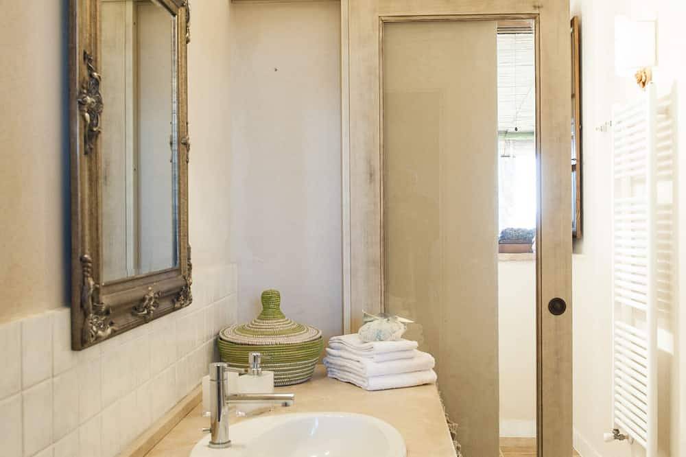 Geheel appartement, Landhuis Sienese heuvels San Giovanni in Poggio - Aurora appartement in Monteroni d'Arbia, Provincie Siena
