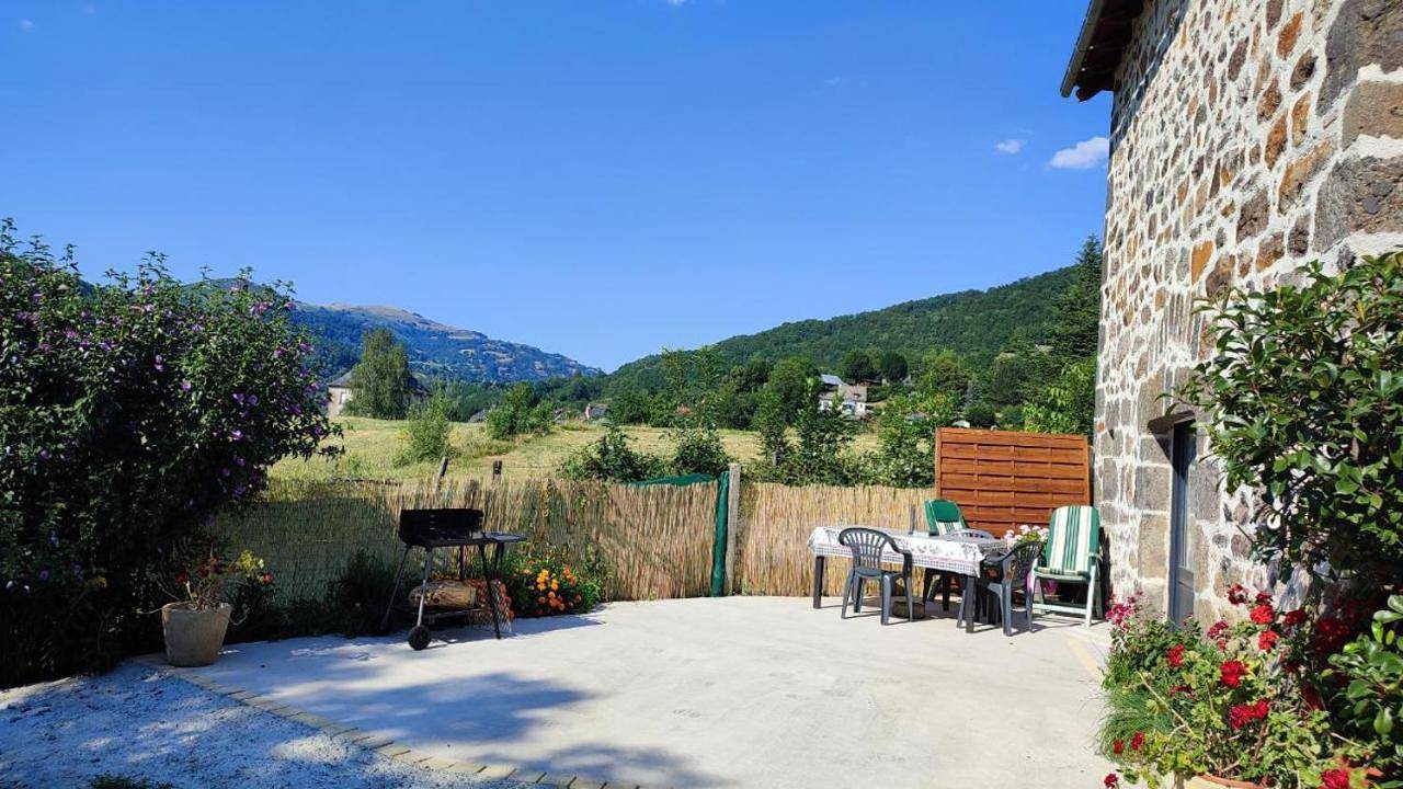 Appartement entier, La basse-cour in Vic-sur-Cère, Région d'Aurillac