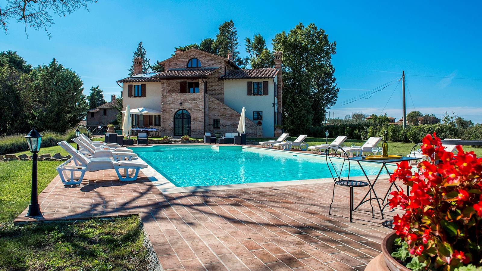 La Torre dei Fagiani 8+2, Emma Villas in Castiglione del Lago, Lake Trasimeno