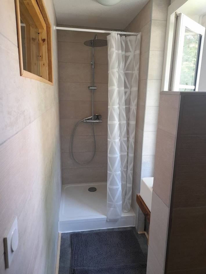 Gîte pour 2 personnes, avec jardin dans le Jura - 3