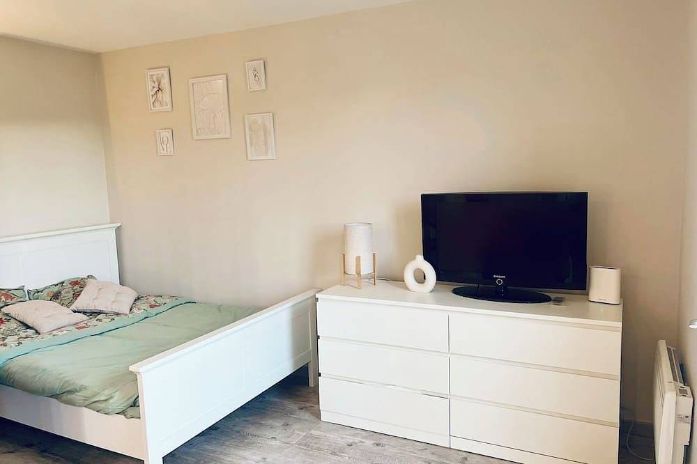 Ganze Wohnung, Charmant Studio Lumineux Avec vue Panoramique Proche du Centre Ville Historique in Villeneuve-lès-Avignon, Nimes und Umgebung