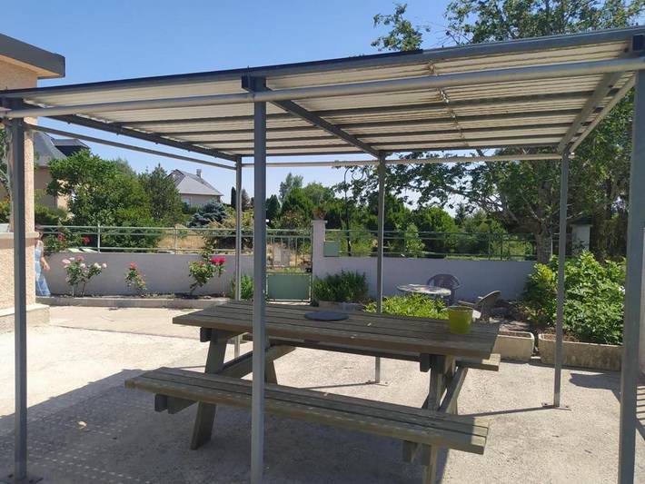 Location de vacances pour 2 personnes, avec terrasse à Antrenas - 4