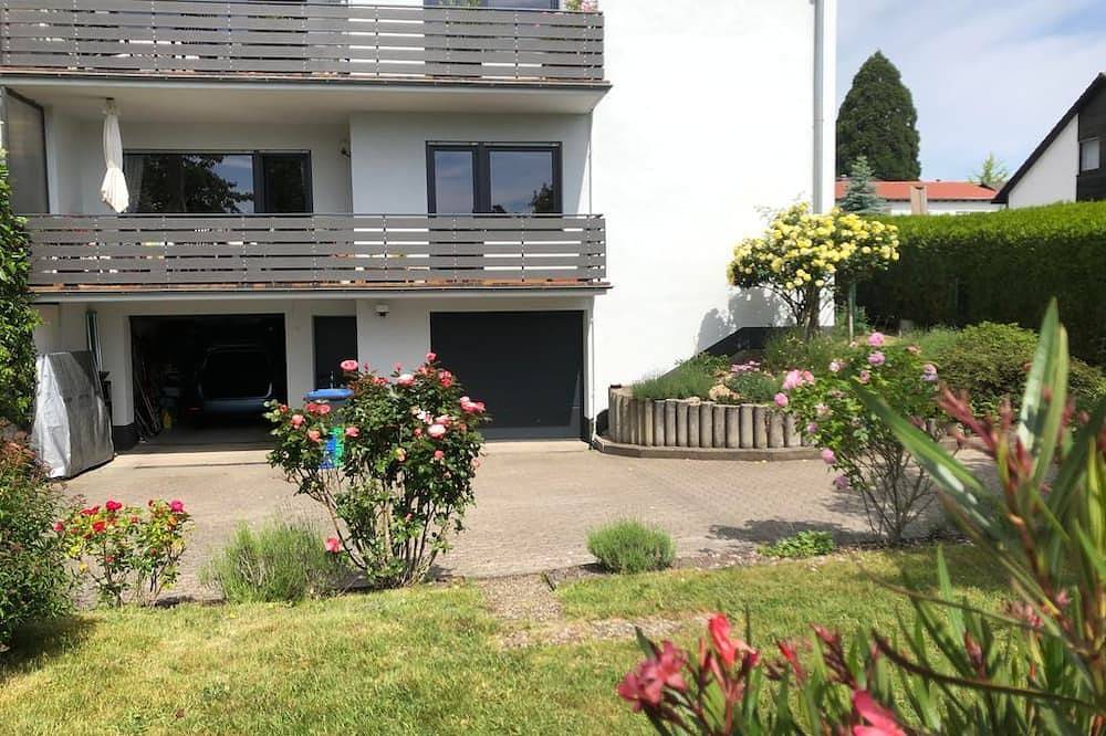 Ganze Wohnung, Hennen-Nest - Ferienwohnung Hennen-Nest in St. Ingbert, Saarpfalz-Kreis
