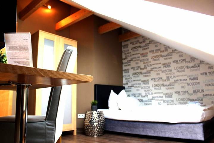 Hotel für 9 Personen