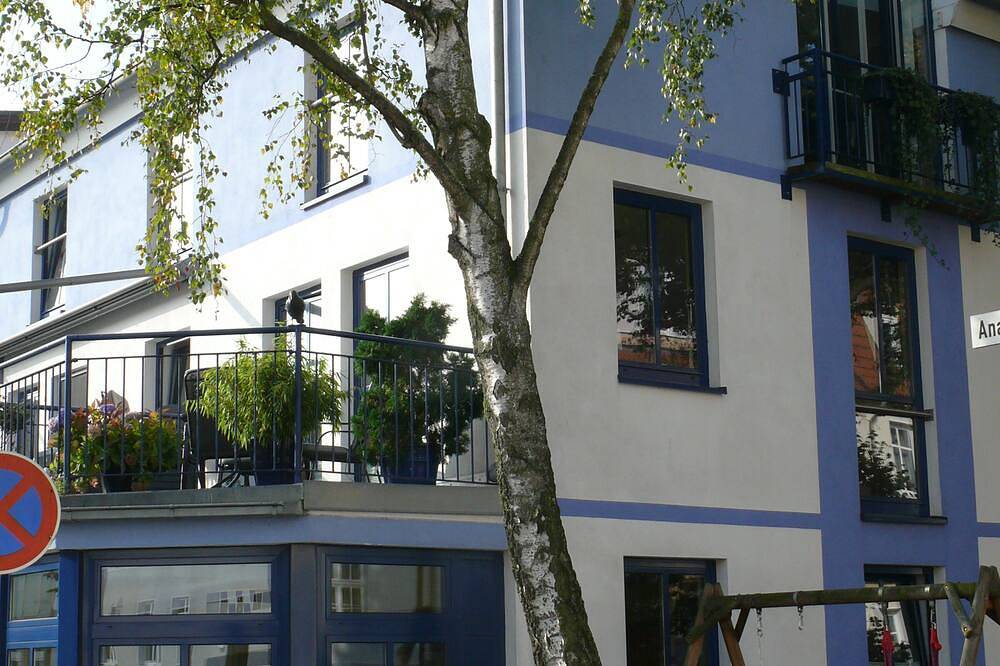 Entire apartment, Arrive & Wohlfühlen- pure relaxation and fresh ocean breeze! in Warnemünde Strand, Warnemünde