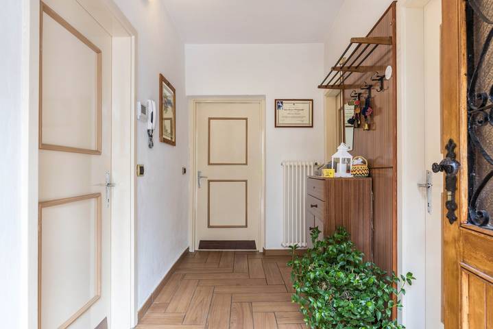 Hel lejlighed, Apartment "Casa Sicina Alberto" with Mountain View, Wi-Fi & Balcony in Sicine, Valfloriana