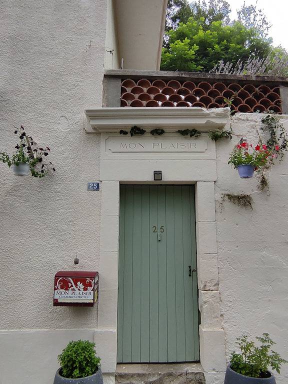 Location de vacances pour 2 personnes, avec piscine et jardin dans l' Aveyron - 2