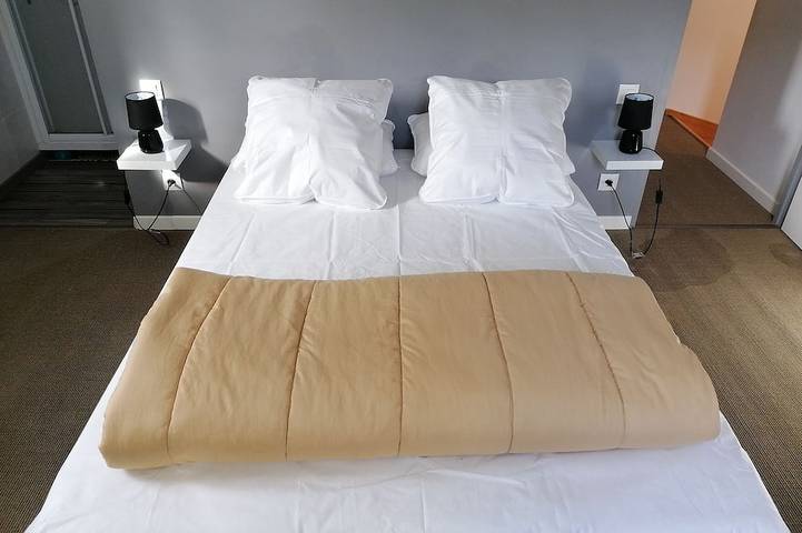 Location de vacances pour 10 personnes, avec terrasse et jardin, animaux acceptés dans Port Joinville - 2