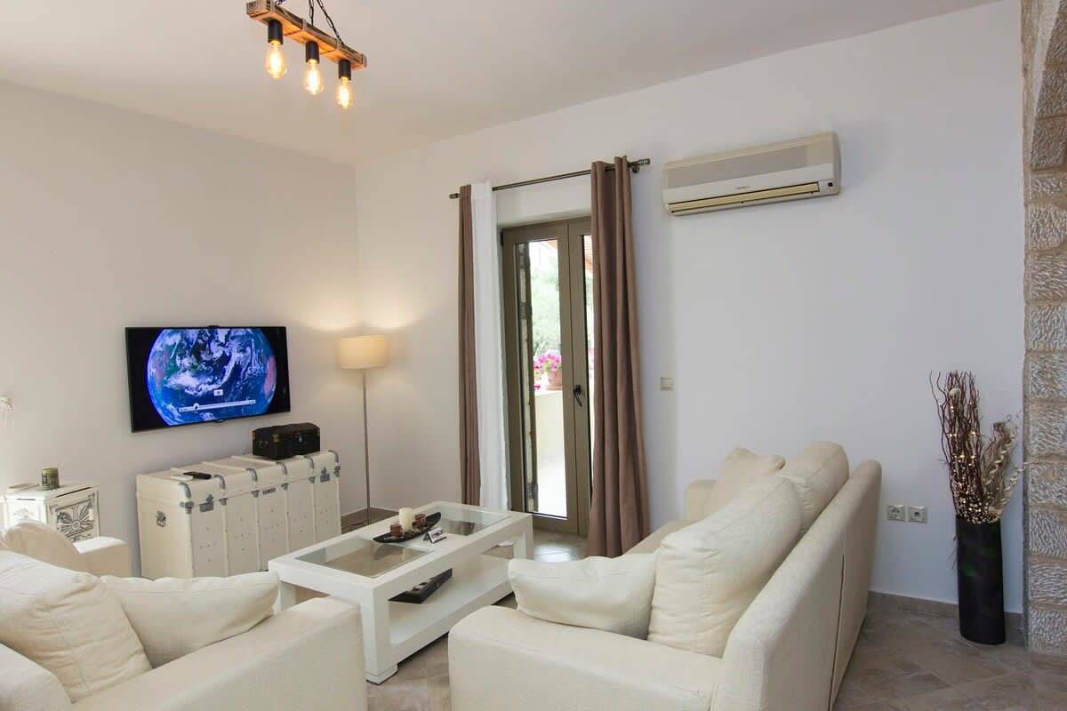 Ferienhaus für 5 Personen mit Pool in Agios Nikolaos (Peloponnes), Messenien