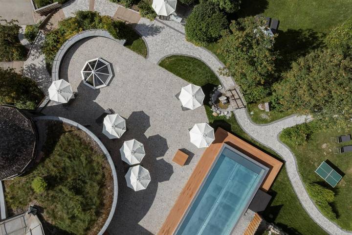 Hotel für 2 Personen, mit Terrasse und Whirlpool sowie Garten und Pool in Elbigenalp