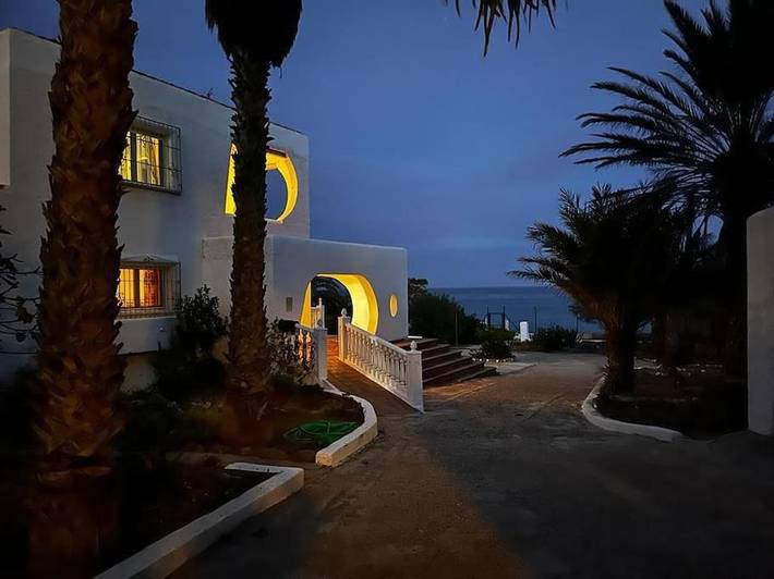 Casa rural para 8 personas, con Balcón y Terraza además de Jardín y Piscina en Carboneras