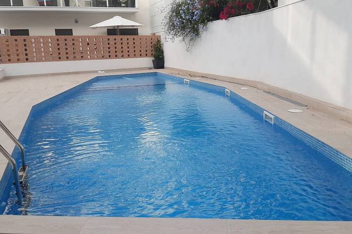 Appartement de vacances pour 5 personnes, avec piscine ainsi que jardin et balcon - 1