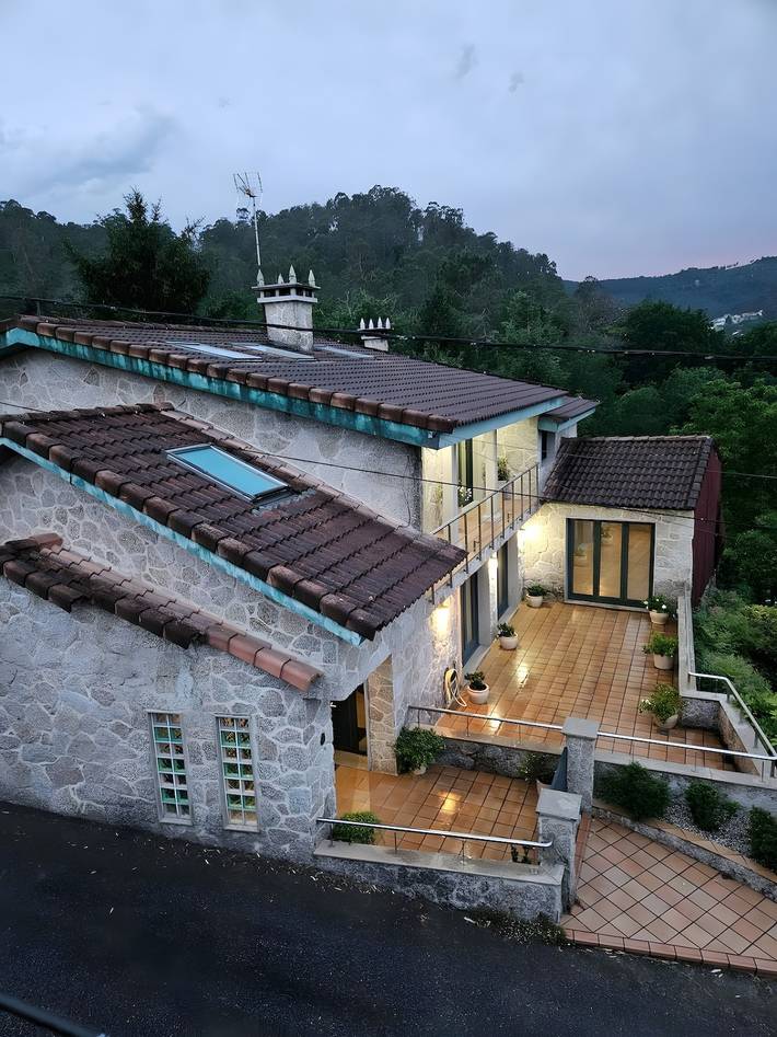 Holiday Home 'La Masía' with Mountain Views, Seasonal Pool, and Wi-Fi