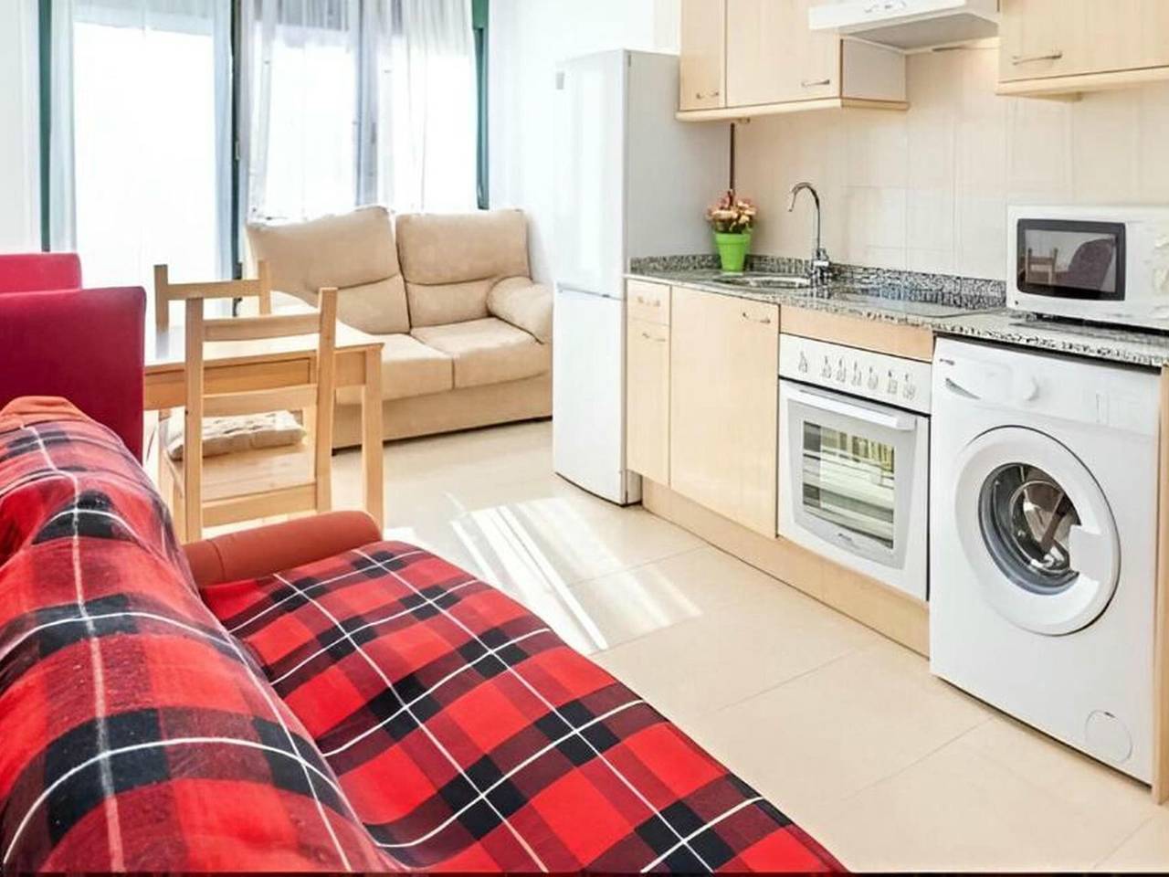 Apartamento entero, Apartamento moderno con grandes vistas en Posada de Llanes in Posada de Llanes, Llanes