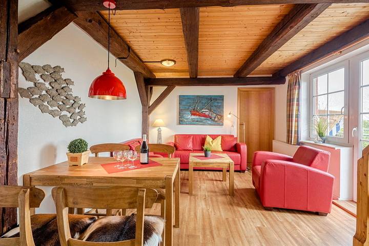 Ferienwohnung für 2 Personen, mit Garten und Balkon, mit Haustier in Lemkendorf