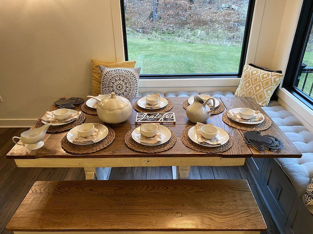 Idyllic Mountain and Lake Getaway in Gilford, Lake Winnipesaukee